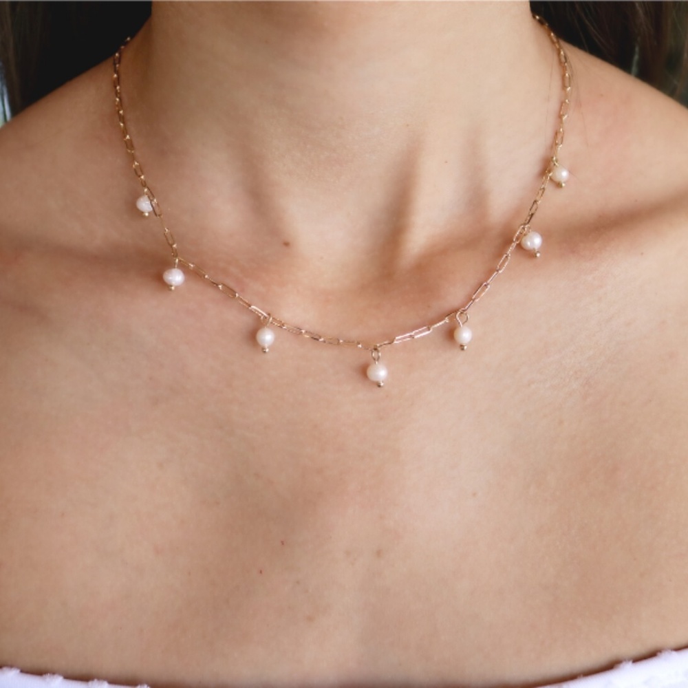 Gold and Pearl Necklace